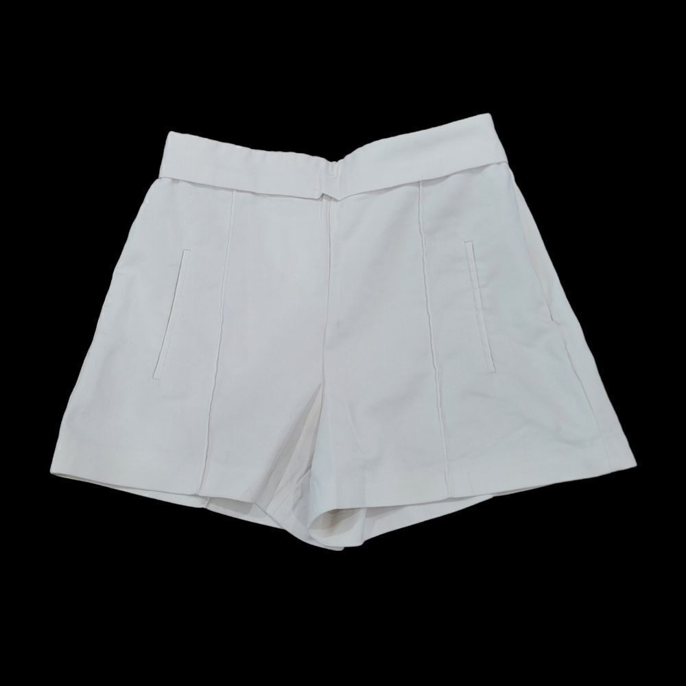 Zara basic structured off white shorts